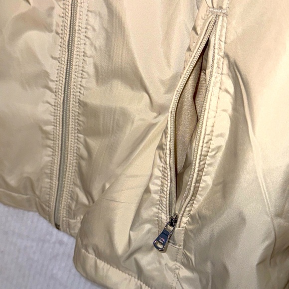 Calvin Klein Men’s Raincoat Jacket Sz M Hooded Beige Full Zip Two Pockets - Picture 8 of 13
